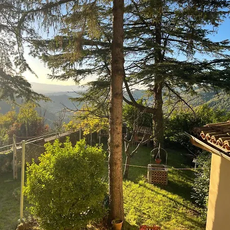 Casa Vacanze I Pini E Il Ciliegio Pale Exterior photo